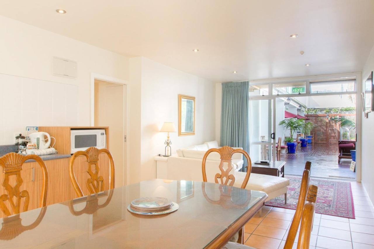 Commodores Lodge Russell Εξωτερικό φωτογραφία